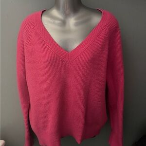 Old Navy Women's V-Neck Sweater in Vibrant Pink